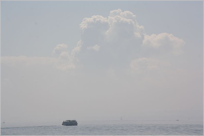 Gewitterwolke ber dem Bodensee